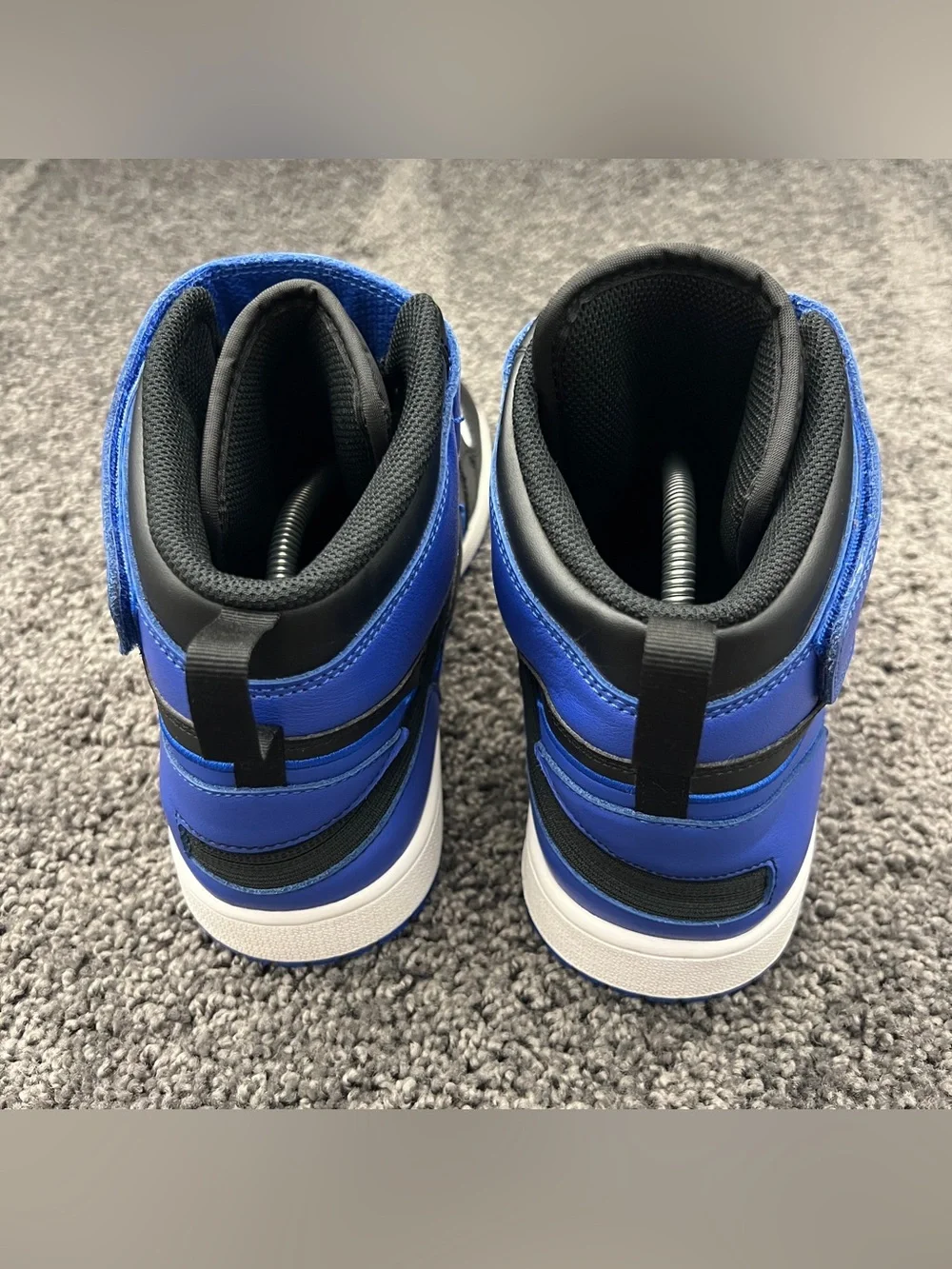 Jordan 1 High FlyEase Shoes Men’s Size 11.5 Hyper Royal Black White CQ3835-041